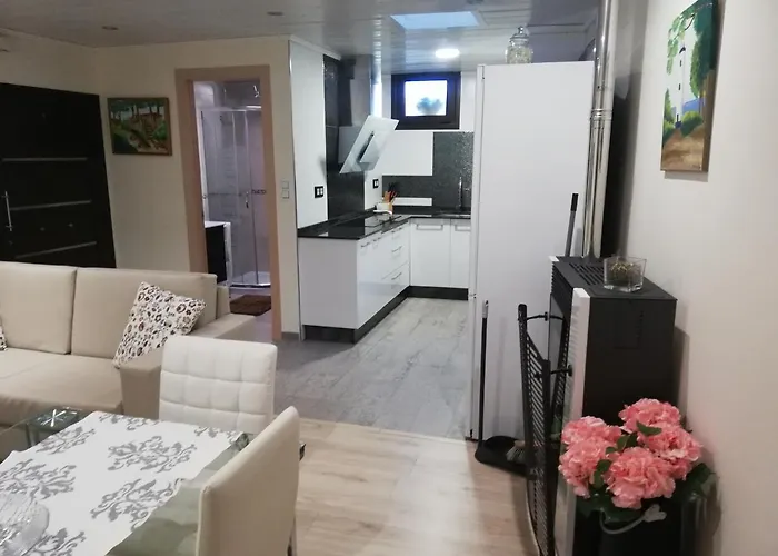 펜션 A Casina Da Eiravella